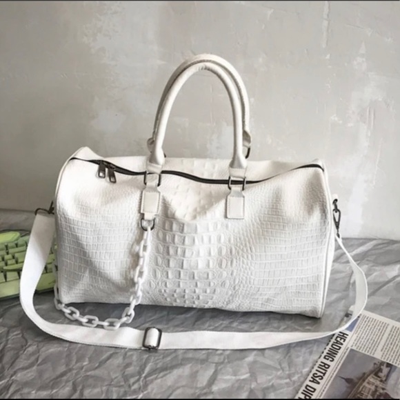 Faux Animal Print Gunmetal Duffel Bag NEW - Picture 2 of 2